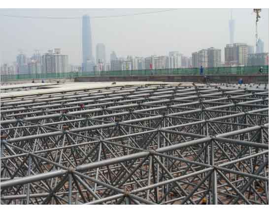 胶州新建铁路干线广州调度网架工程